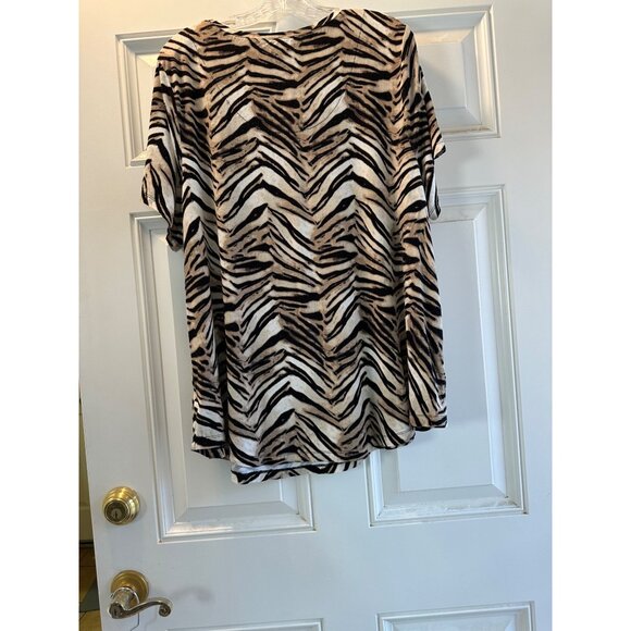 JM Collection Women's Short Sleeve Round Neck Blouse Size 3X - Picture 10 of 16